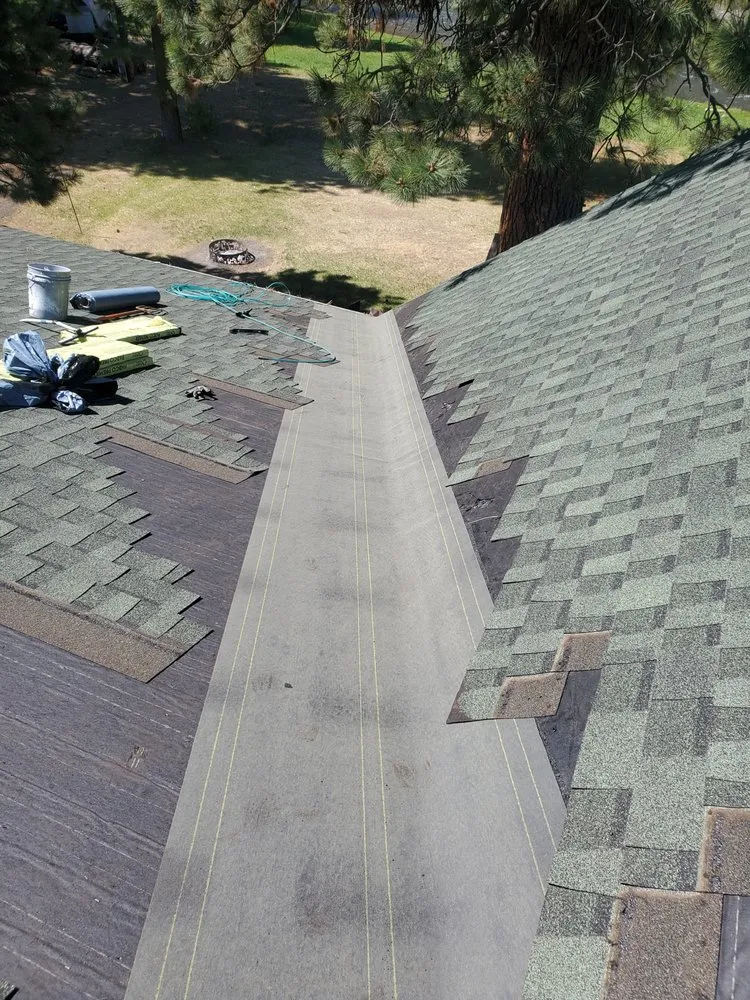 Slide of Balcon Roofing