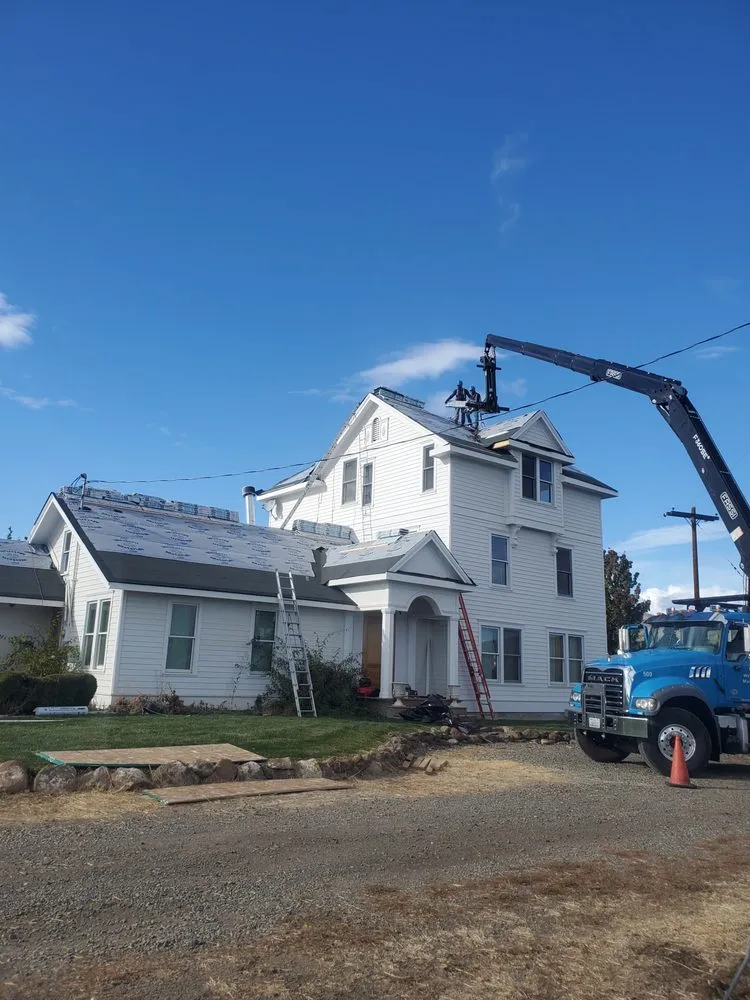 Slide of Balcon Roofing