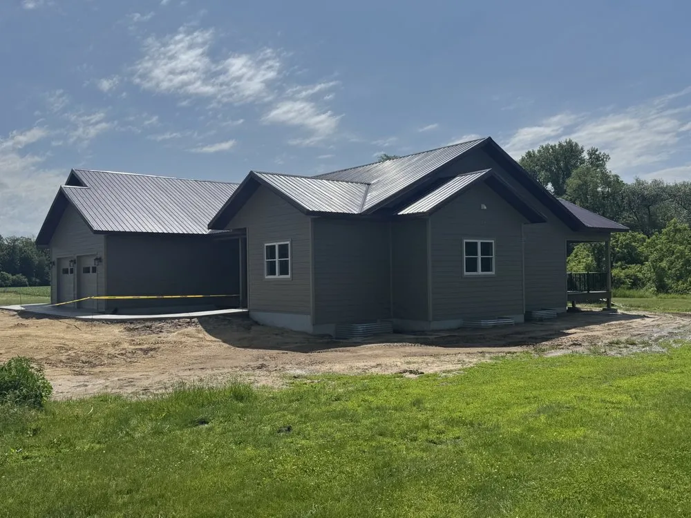 Expert shingle roofing service same-day service across Wheeler, WI - Balcony Brothers