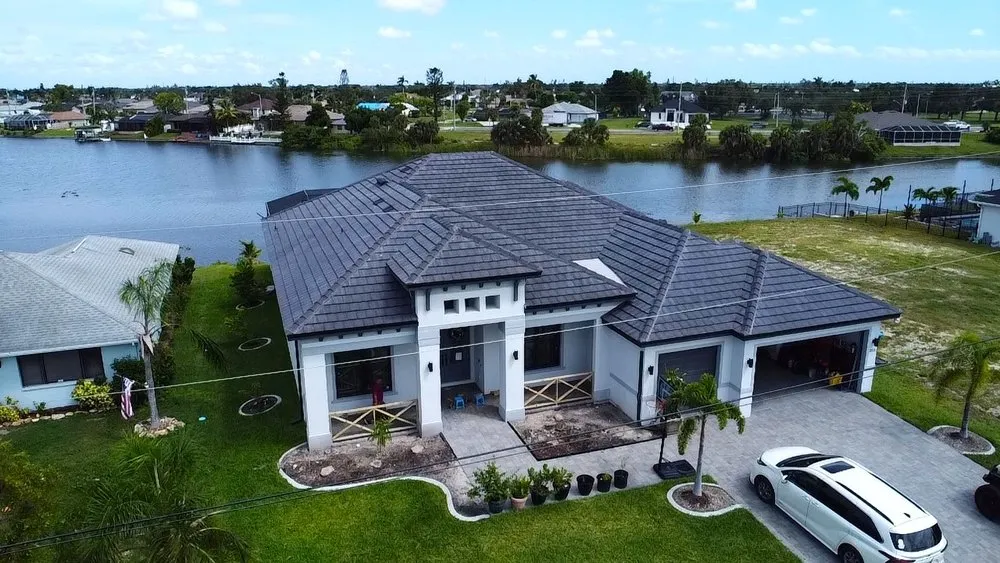 Professional roof replacement in St. Petersburg, FL - Baldwin Roofing Company