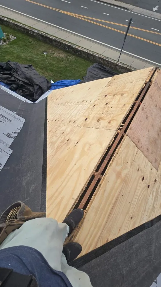 Slide of Balletto Construction