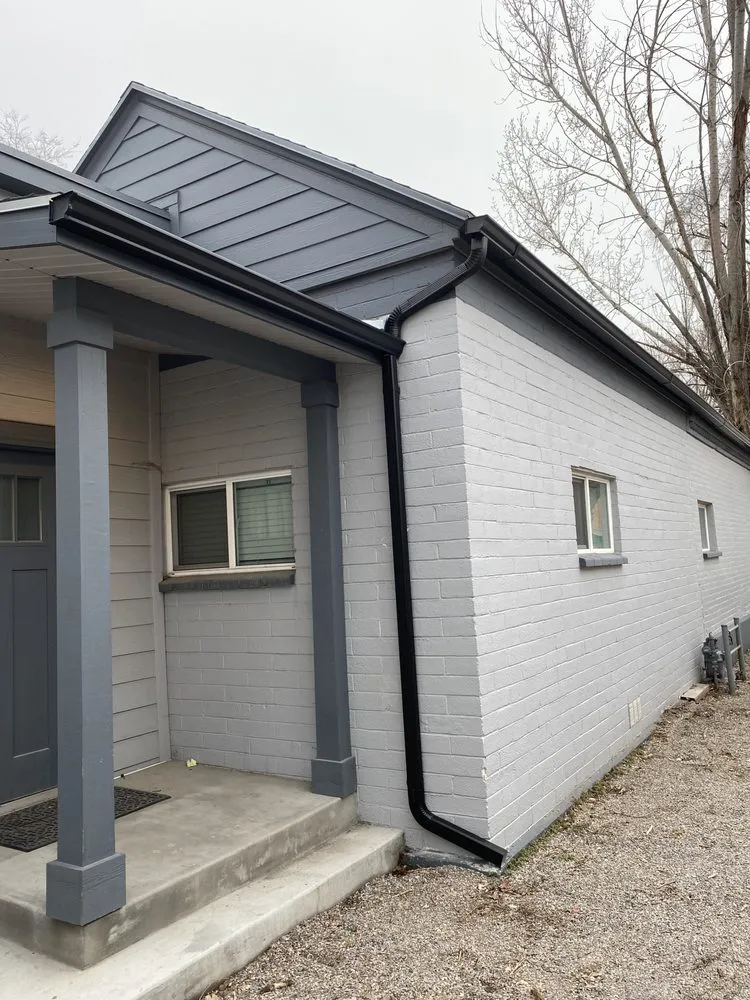 Slide of Bam Siding & Gutters