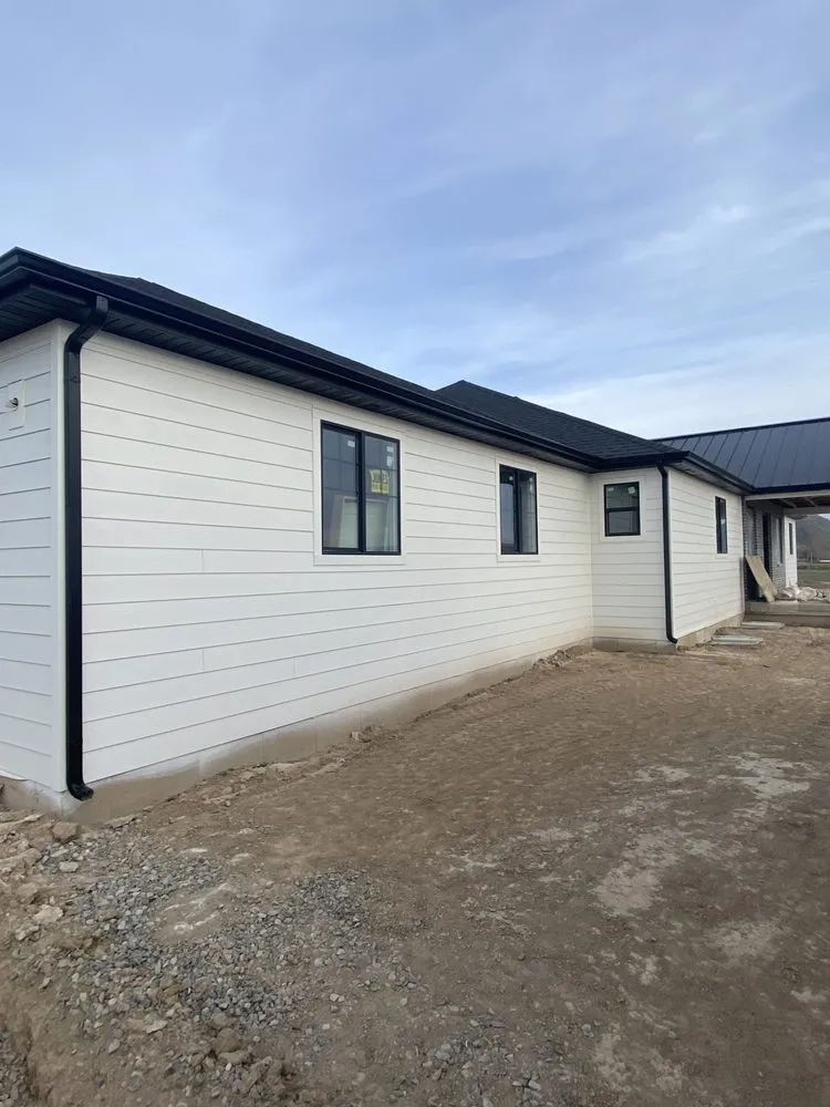 Slide of Bam Siding & Gutters