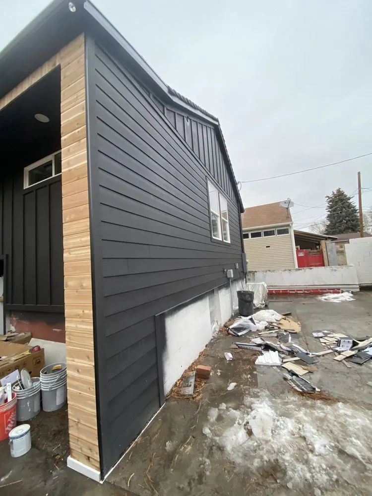 Slide of Bam Siding & Gutters