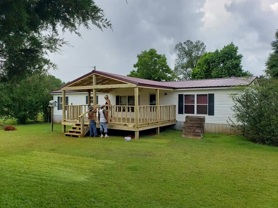 Slide of Bama Barns And Roofing