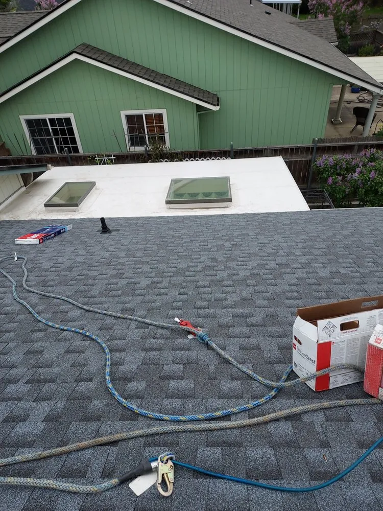 Slide of Bams Roofing & Construction