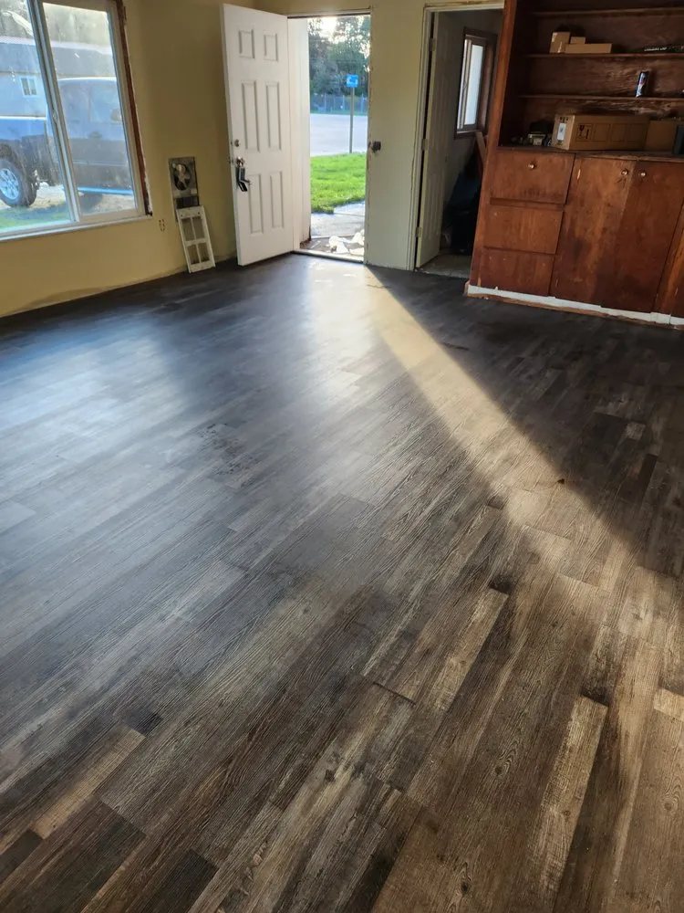 Slide of Bams Roofing & Construction