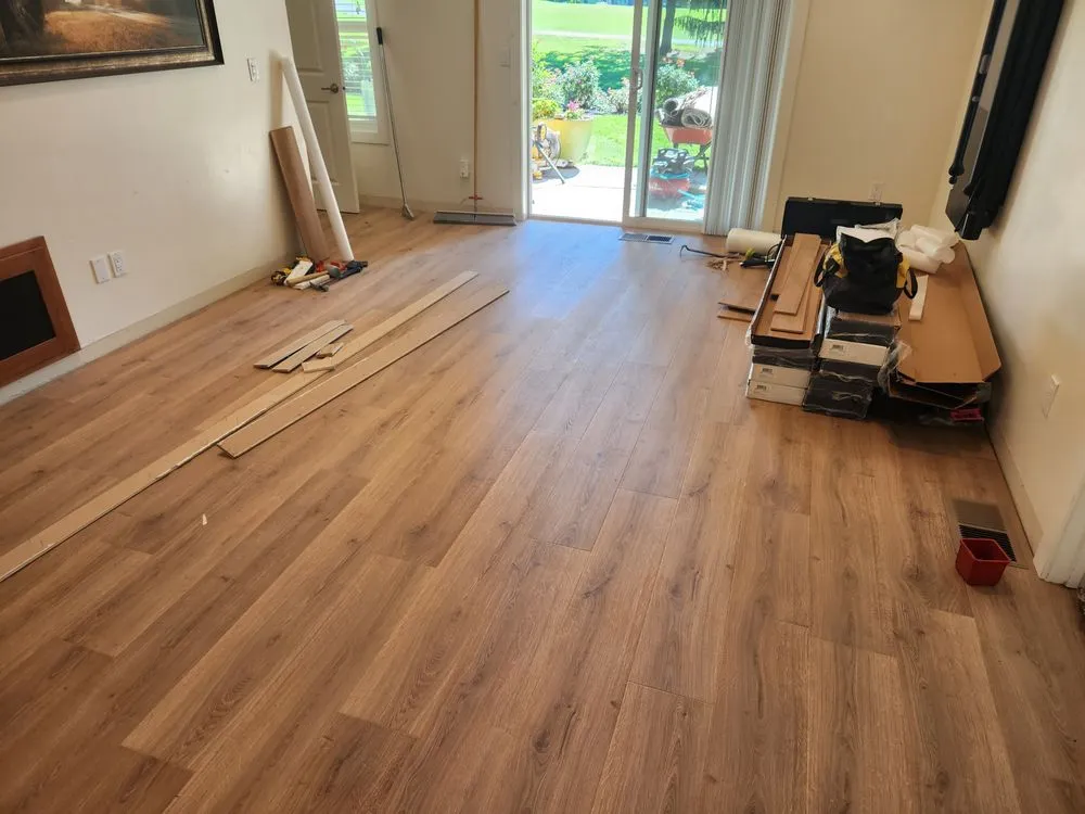 Slide of Bams Roofing & Construction