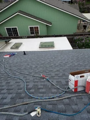 Bams Roofing & Construction Logo