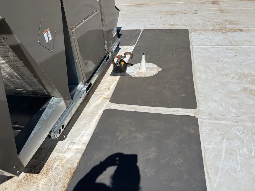 Slide of Bandes Roofing and Coating