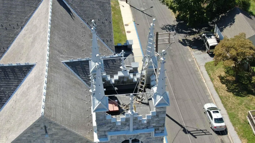 Slide of Banes Roofing