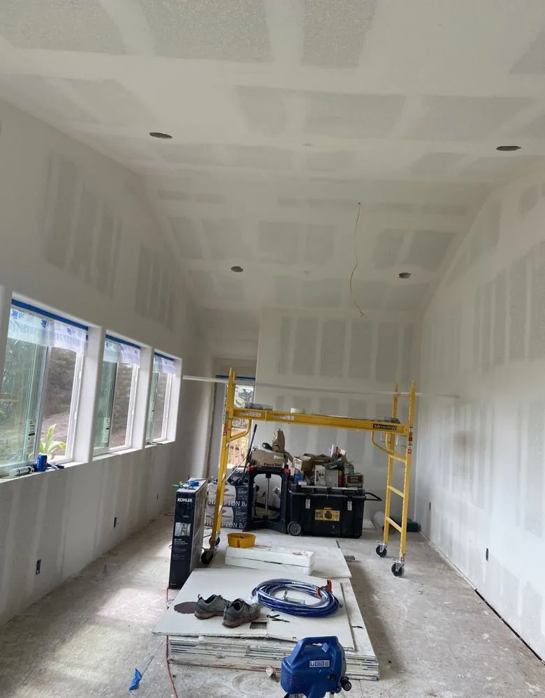 Slide of Bang Um Out Services