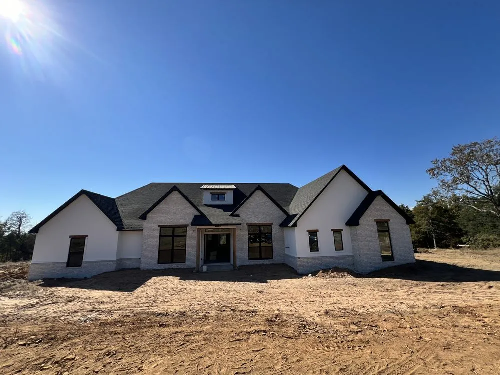 Slide of Banuelos Stucco & Construction
