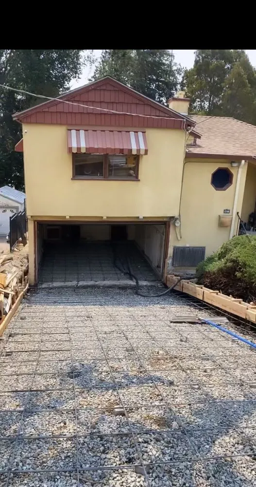 Slide of BAQ Construction