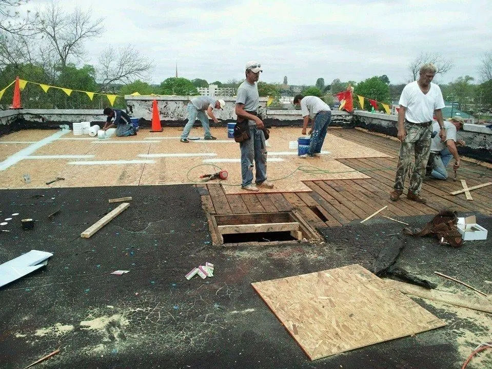 Slide of Bar B Windows & Roofing