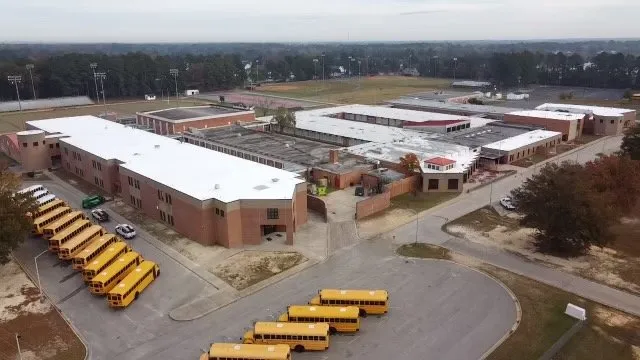 Slide of BAR Roofing and Maintenance