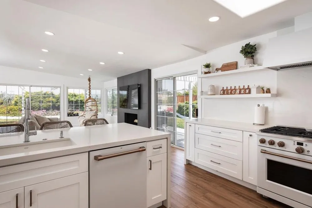 Slide of Baraca Remodeling