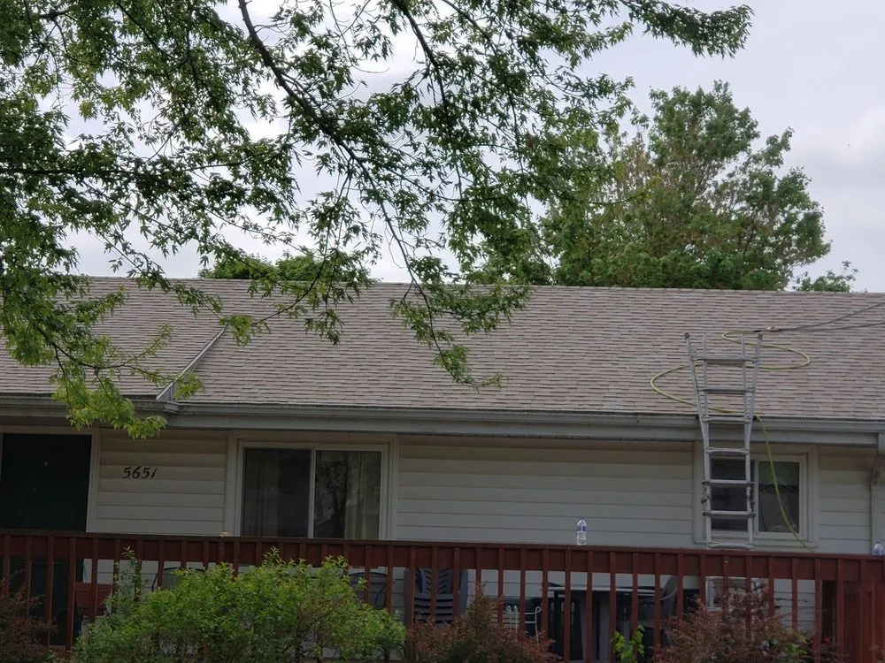 Slide of Barahona Home Improvement