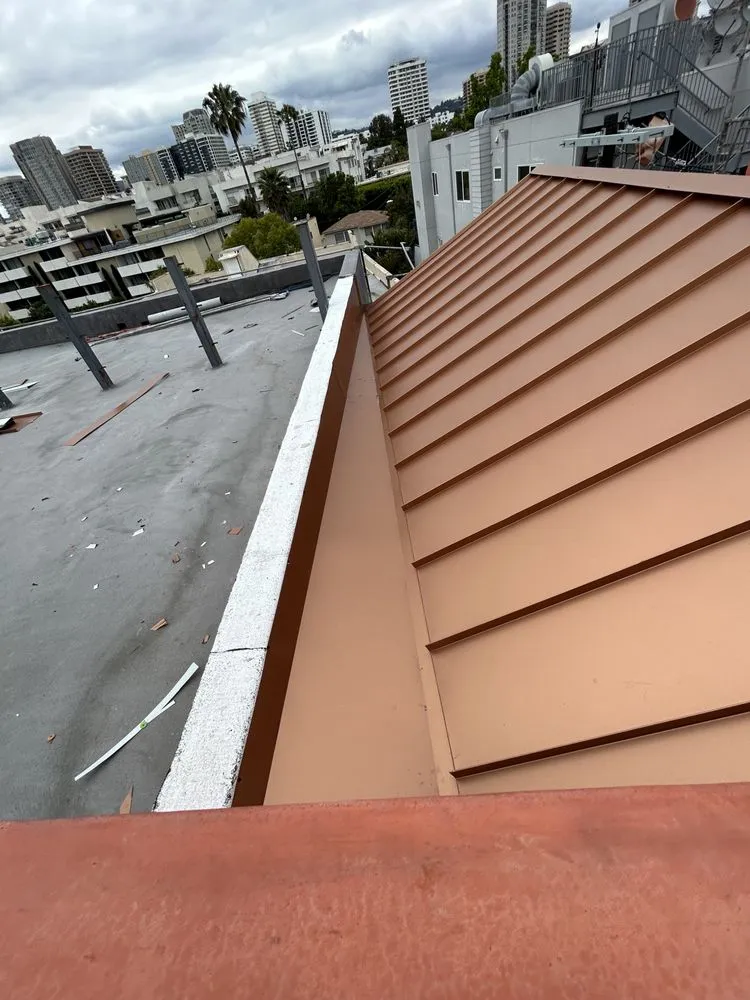 Emergency flat roof repair in San Fernando Valley, CA by Barajas Sheet Metal