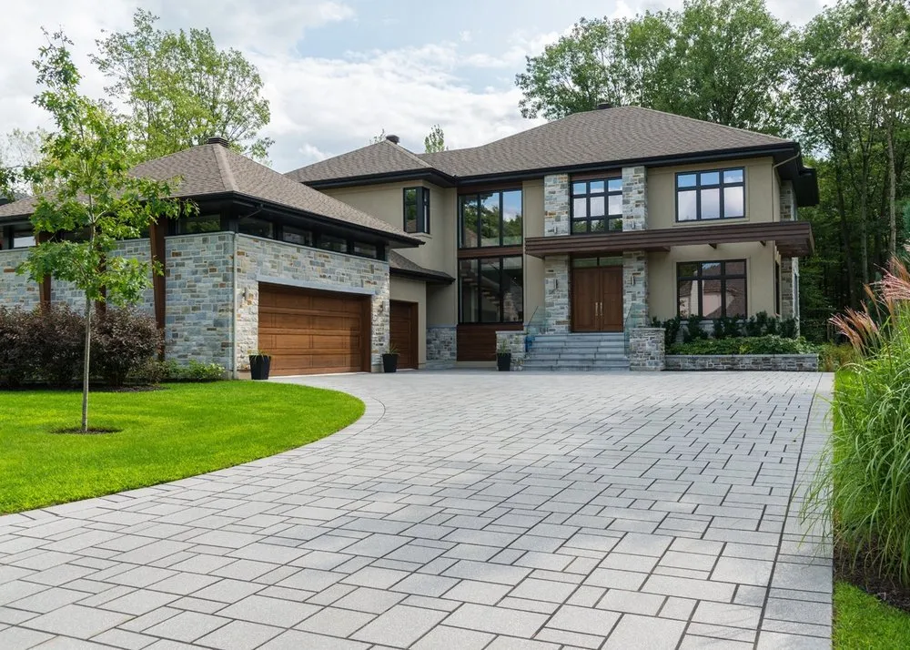 Licensed flat roof repair experts serving Lehman Township, PA - Baran Contracting