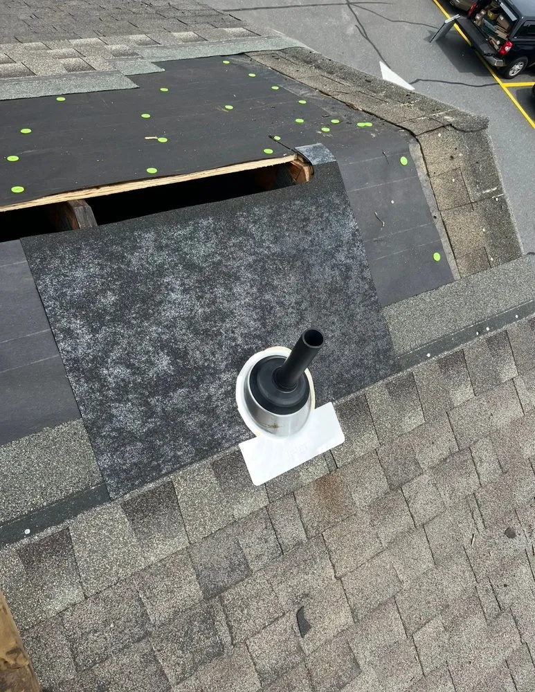 Professional shingle roofing service for fast service in Lehman Township, PA by Baran Contracting