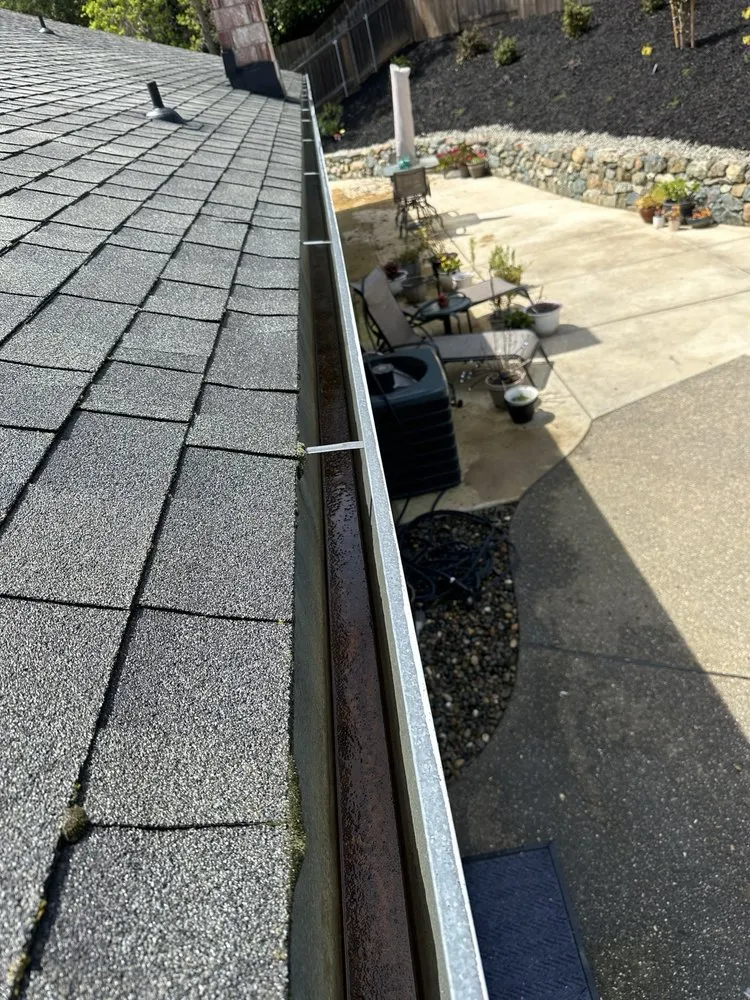 Slide of Bardo Ramirez Roofing