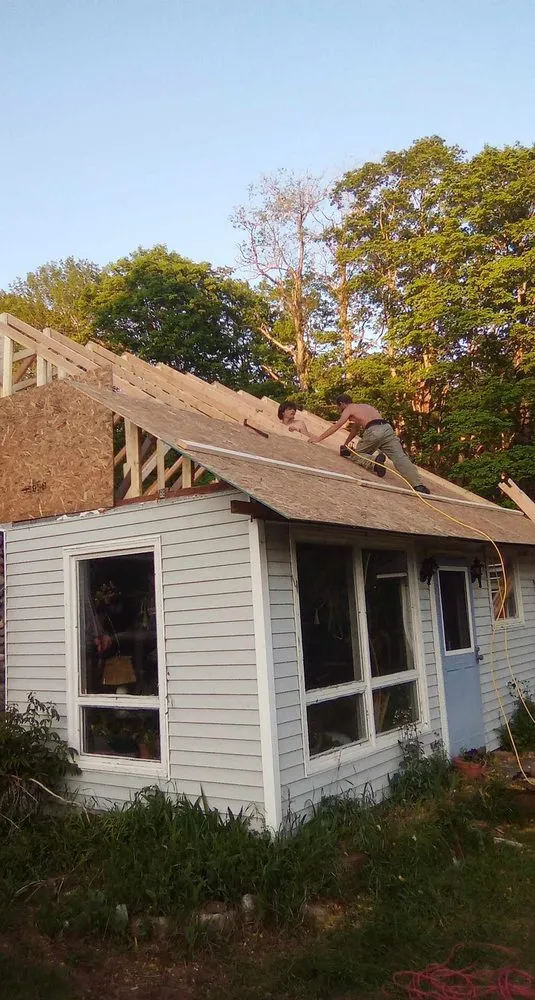 Slide of Barnett Builders