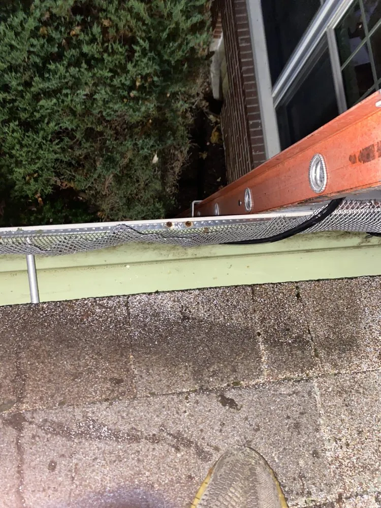 Slide of Barradas Roofing