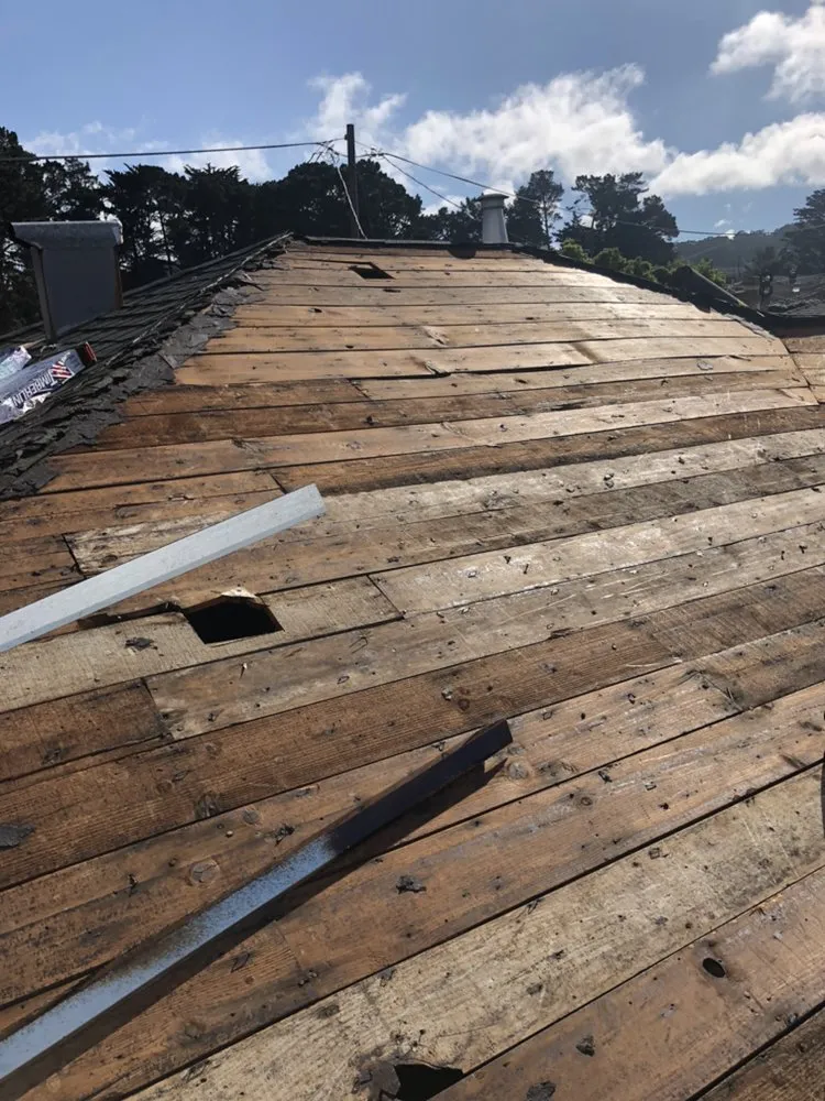 Slide of Barragan Roofing