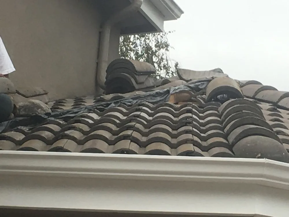 Slide of Barragan Roofing