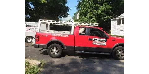 Licensed roof replacement experts serving Tariffville, CT - Barrett Builders