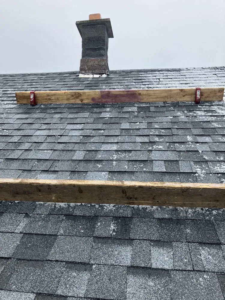 Local shingle roofing service for fast service in Gouldsboro, PA by Barrett