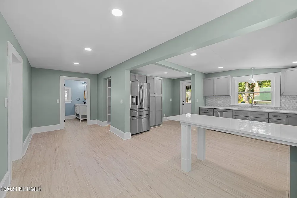 Slide of Barrow Construction