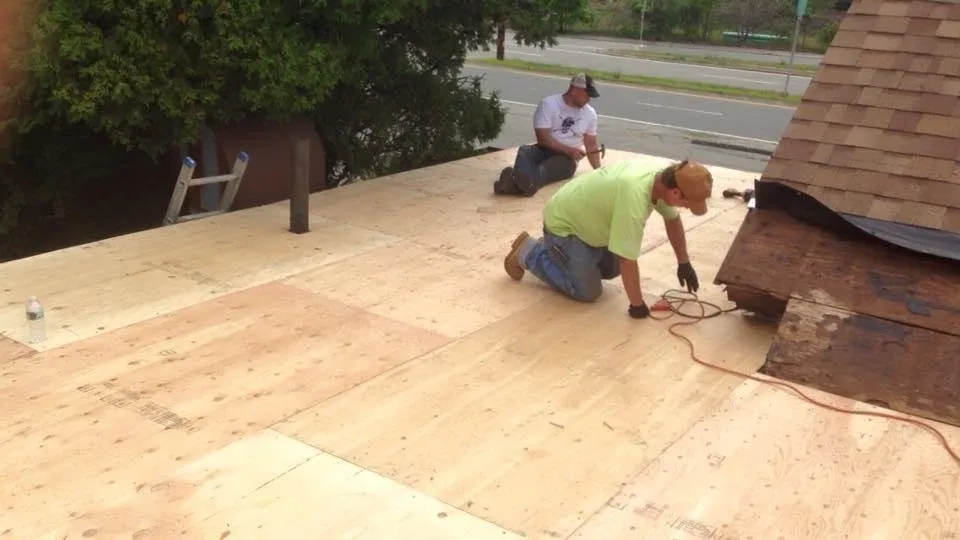 Expert flat roof repair experts serving North Dartmouth, MA - Barry Charbonneau & Son
