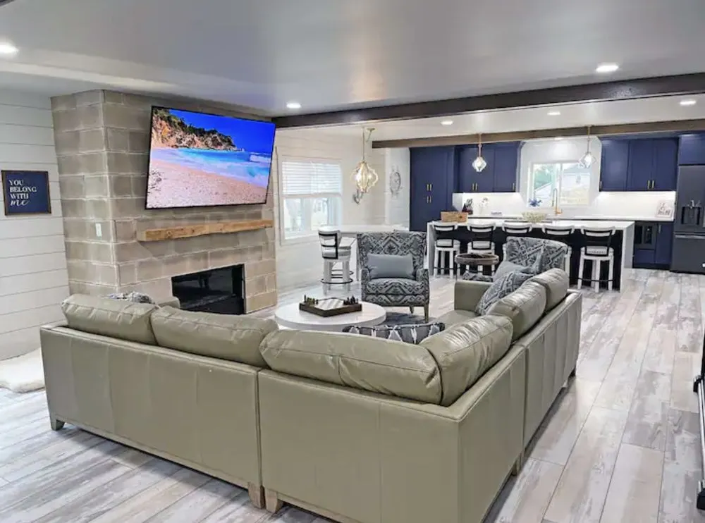 Slide of Bartlett Contracting