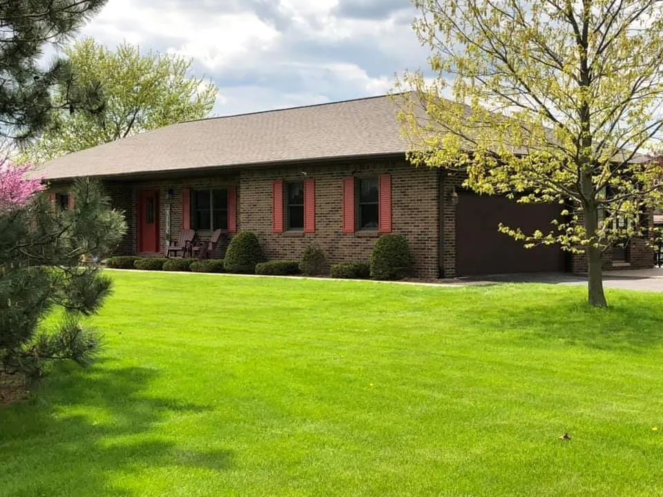 Slide of Bass Roofing