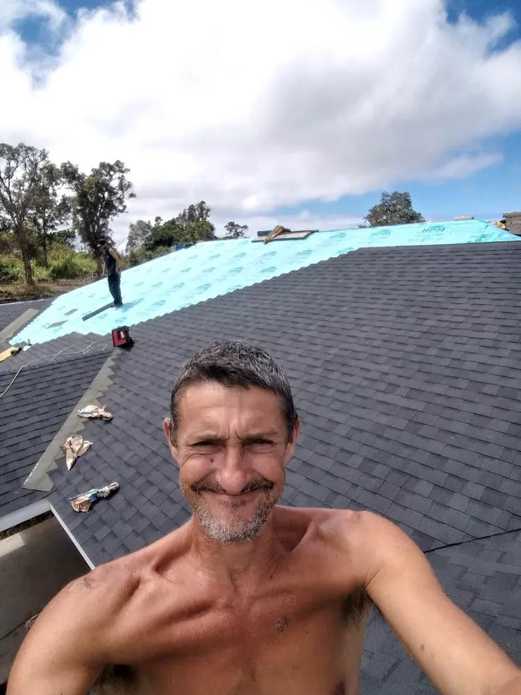 Reliable shingle roofing service with free inspection in Kailua-Kona, HI by Bateman Roofing