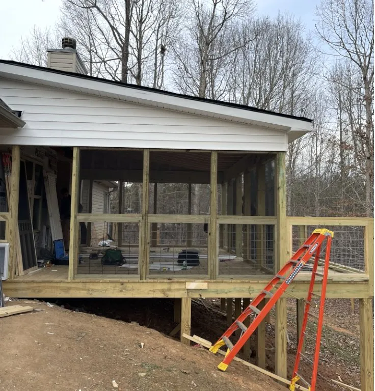 Licensed roof leak repair in White, GA by Battlefield Roofing