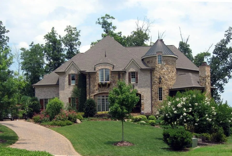 Professional roof repair experts serving Oaklandon, IN - Bauerle Roofing