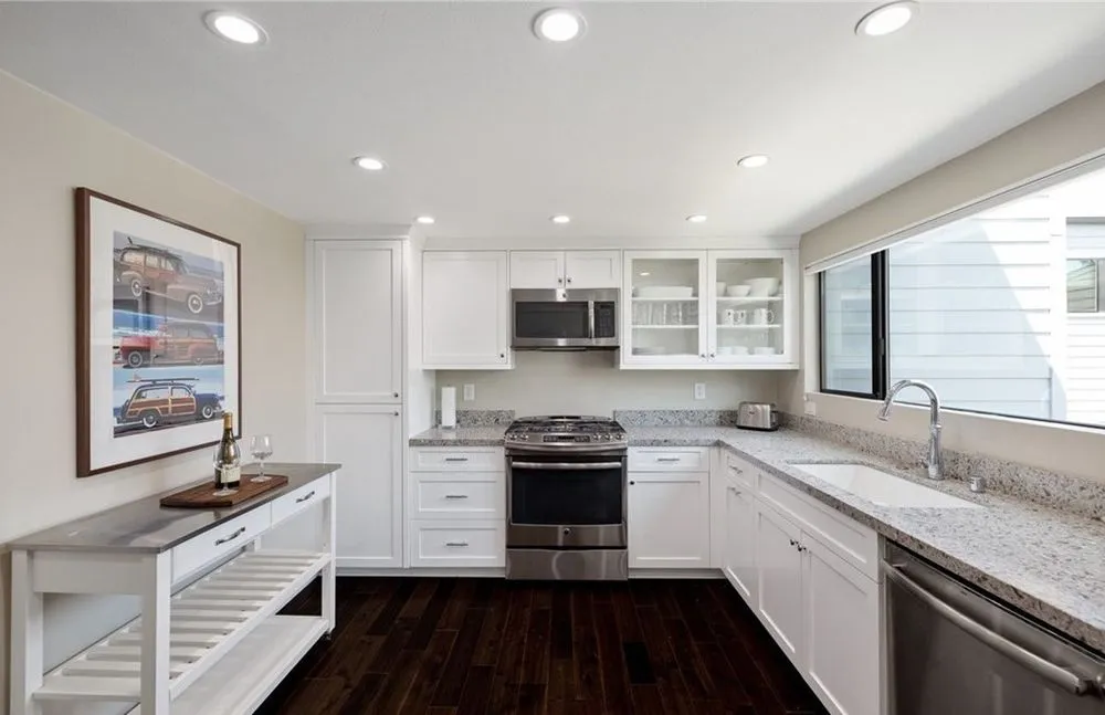 Slide of Bay Cities Construction