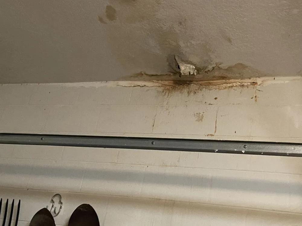 Slide of Bay to Bay Roofing