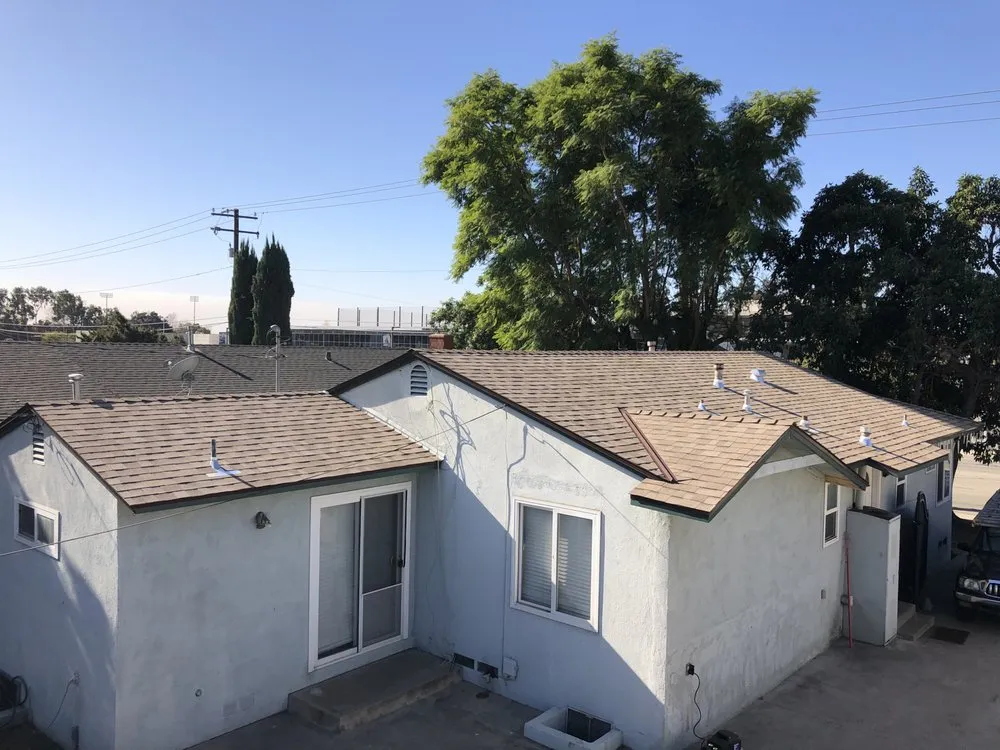 Slide of Bazan Roofing