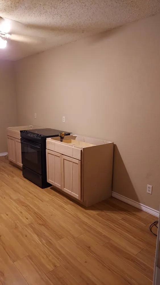 Slide of B&B Carpentry & Roofing