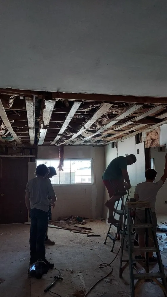 Slide of B&B Carpentry & Roofing