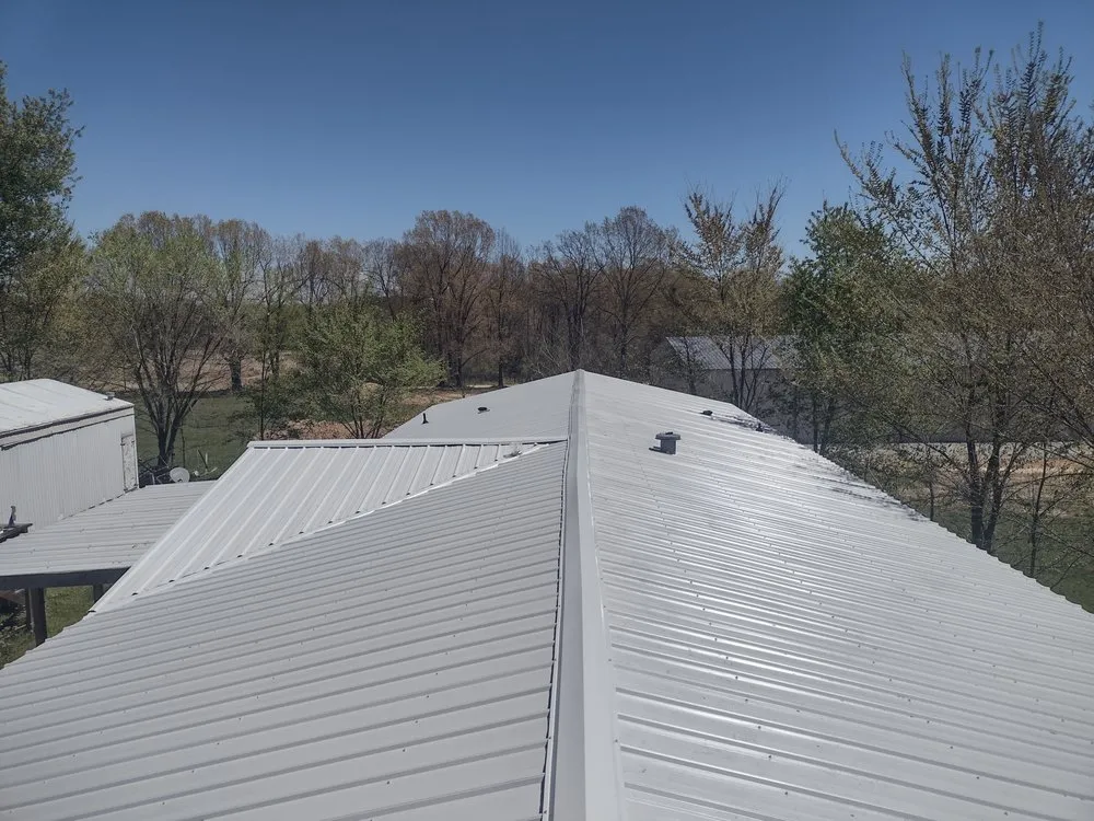 Slide of B&B Exteriors