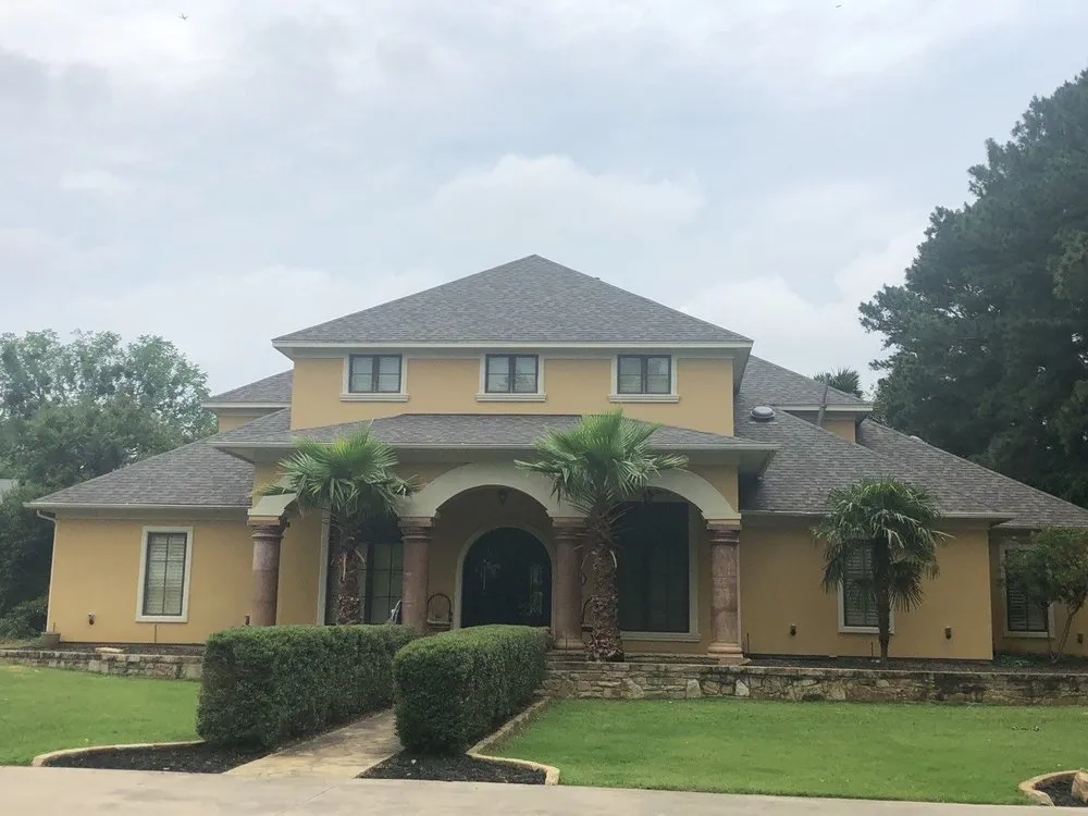 Slide of B&B Roofing