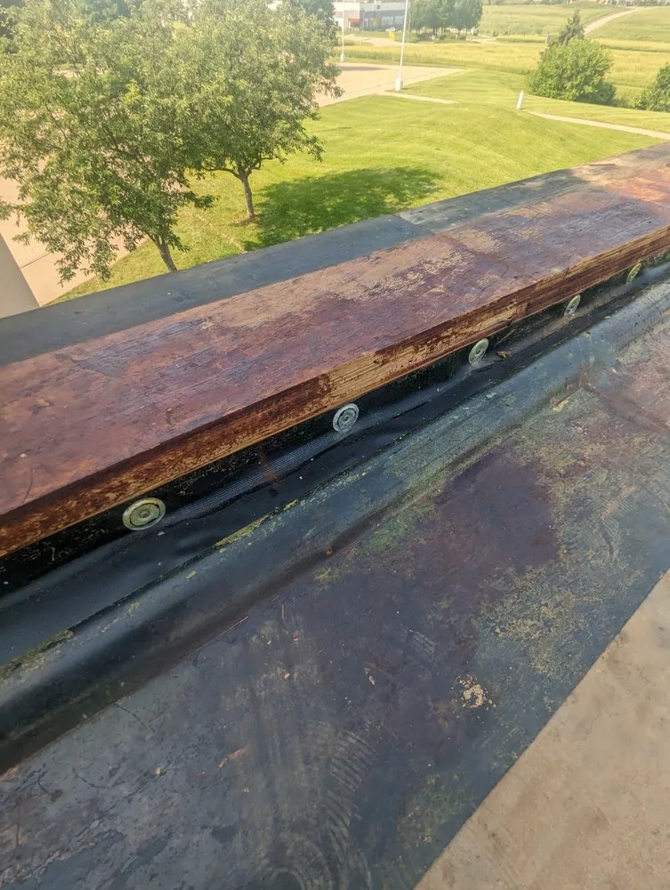 Slide of B&B Roofing