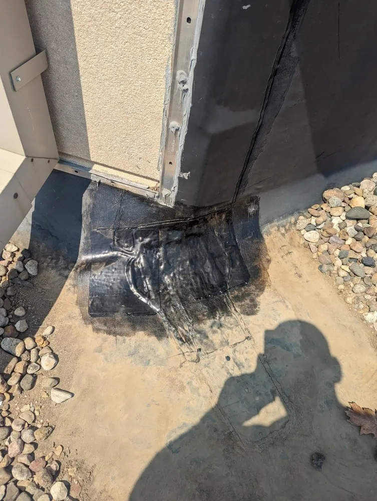 Slide of B&B Roofing