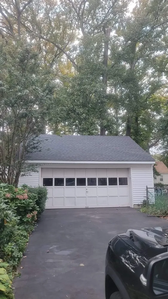 Slide of B&B Siding and Roofing