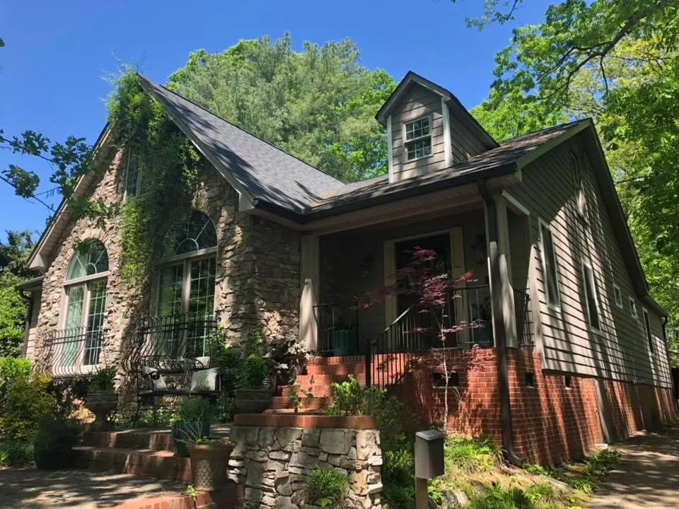 Slide of B&C Siding Company